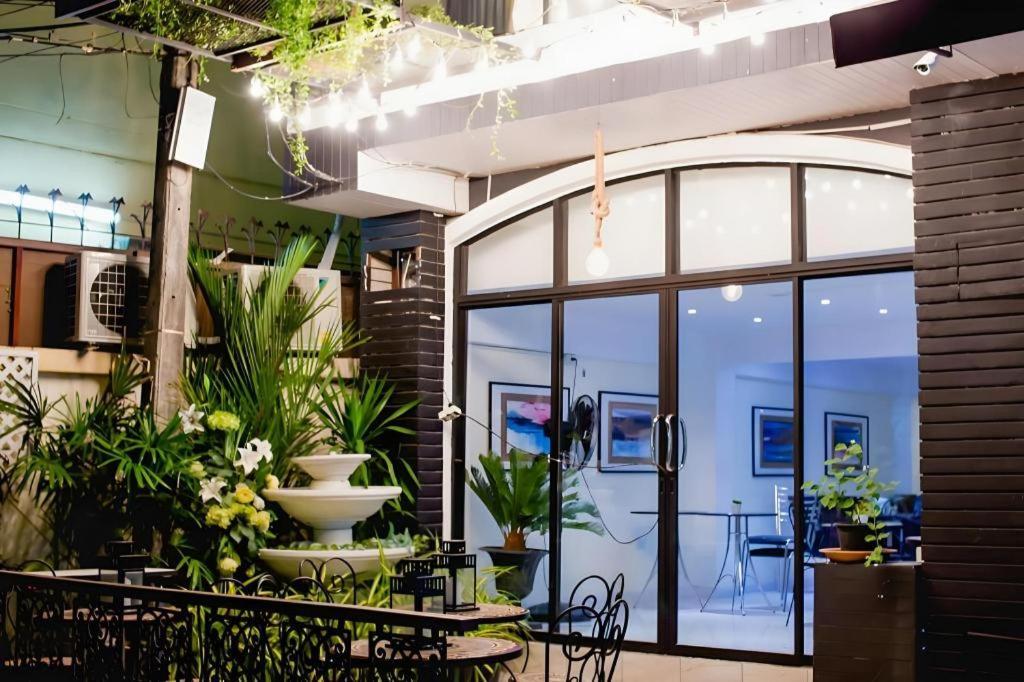 Anchor Boutique House Hotel Patong Luaran gambar